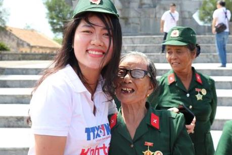 Về miền ký ức hào hùng - Bài 2: Anh hùng toàn những gái xuân xanh