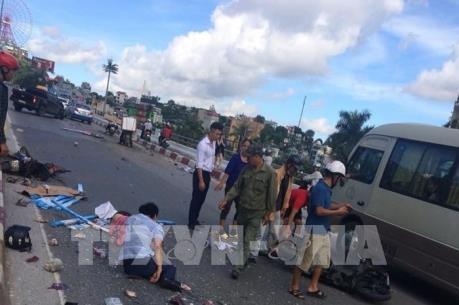 Thông tin mới nhất vụ xe khách tông hàng loạt xe máy tại Quảng Ninh