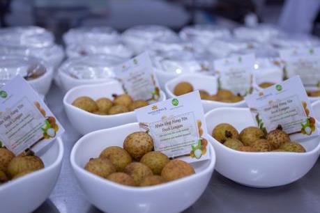 Vietnam Airlines tiếp tục đưa đặc sản nhãn lồng Hưng Yên lên chuyến bay