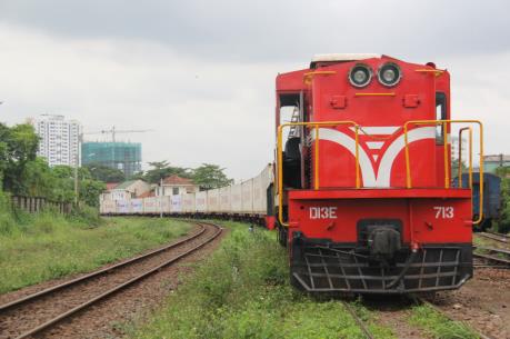 Vì sao vận tải hàng hóa đường sắt sụt giảm mạnh?