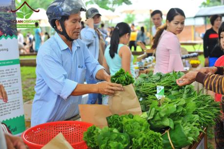 Hà Nội nói không với túi ni lông và sản phẩm nhựa dùng một lần