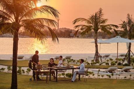  Bữa tiệc BBQ thịnh soạn ngay trong mỗi căn villa của Premier Village Phu Quoc Resort