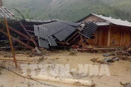 Thanh Hóa: 3 người chết, 12 người mất tích do bão