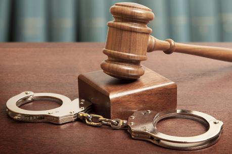 Truy tố 3 bị can nguyên là cán bộ công an nhận hối lộ