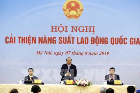 Gấp rút cải thiện năng suất lao động