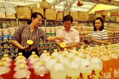 Hà Nội bình chọn “hàng Việt Nam được người tiêu dùng yêu thích” năm 2019