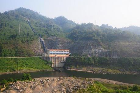 Nhiều hồ thủy điện vẫn cạn dù hoàn lưu bão số 3 gây lũ lụt nhiều nơi