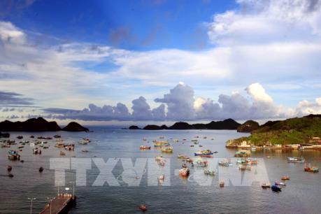 Du lịch Cát Bà không còn "ngủ đông"