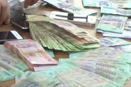 Phá đường dây tổ chức đánh bạc và đánh bạc hơn 1.600 tỷ đồng