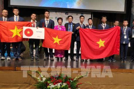 Việt Nam đứng thứ 5 tại Kỳ thi Thiên văn và Vật lý thiên văn quốc tế