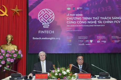 Khời động Chương trình Thử thách sáng tạo cùng công nghệ tài chính Việt Nam