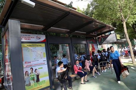 Hà Nội chọn hàng trăm vị trí ở ngoại thành để lắp đặt nhà chờ xe buýt