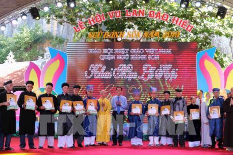 Mùa lễ Vu lan - nhớ giữ tròn đạo hiếu