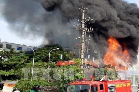 Cháy siêu thị 90 K thành phố Bắc Giang