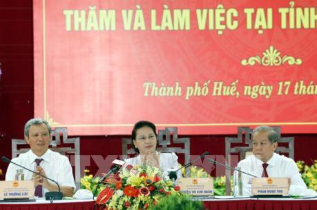 Chủ tịch Quốc hội Nguyễn Thị Kim Ngân làm việc với tỉnh Thừa Thiên - Huế