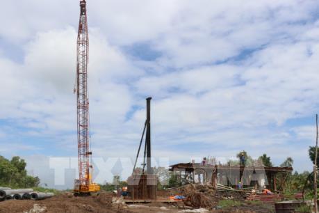 Phát triển vùng ĐBSCL - Bài 2: Đầu tư đồng bộ để phát huy tiềm năng