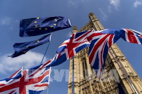 Anh vẫn phải trả "hóa đơn ly hôn" dù Brexit không thỏa thuận