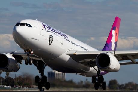 Máy bay của Hawaiian Airlines phải hạ cánh khẩn cấp do gặp sự cố