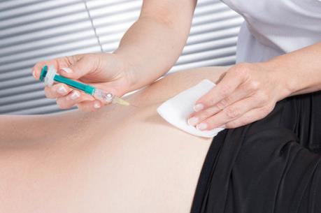 Bơm silicon lỏng làm đẹp, một phụ nữ bị hoại tử cơ thể