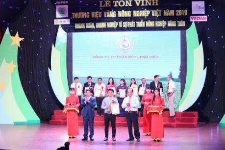 Tôn vinh 75 thương hiệu vàng nông nghiệp Việt Nam 2019
