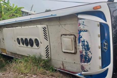 Tai nạn xe khách tại miền Nam Trung Quốc, 18 người thương vong