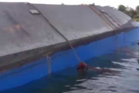 Lật phà ở Cameroon, hơn 100 người may mắn thoát chết