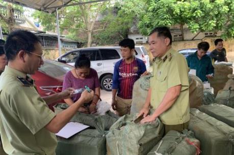 Bắt giữ lô quần nữ "made in Vietnam"