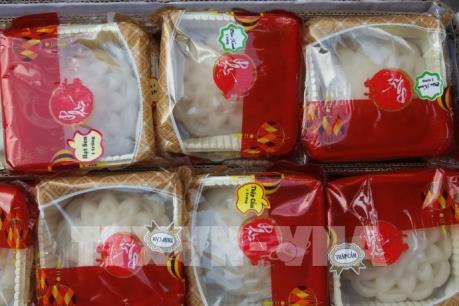 Bát nháo bánh Trung thu online, nhà làm