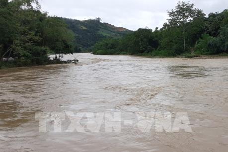 Đột ngột xuất hiện lũ lớn tại Lào Cai