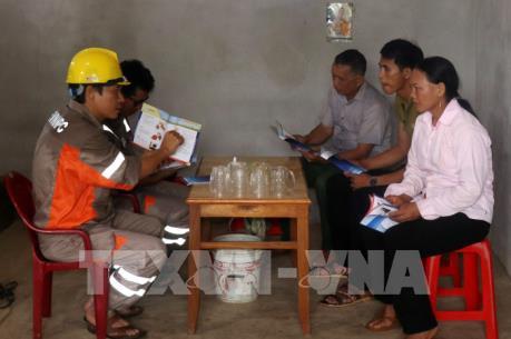 Lào Cai: Đa dạng hóa các hình thức đưa thông tin về cơ sở