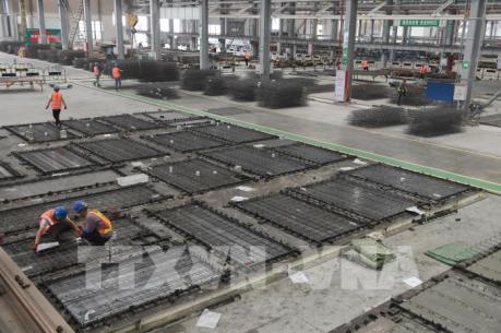 Hoạt động sản xuất của Trung Quốc giảm tháng thứ tư liên tiếp