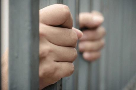 Bắt tạm giam một nguyên Chủ tịch UBND xã tại Bình Phước