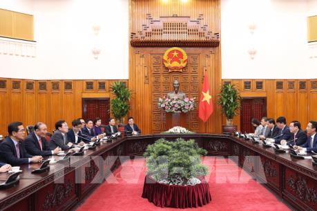 Phó Thủ tướng: Khuyến khích doanh nghiệp đầu tư các khu công nghiệp chuyên biệt