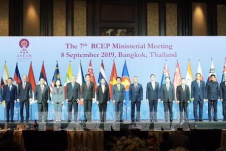 ASEAN và các đối tác đàm phán về hiệp định thương mại tự do khu vực