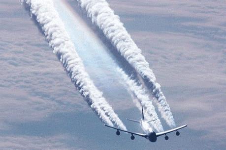 Malaysia "gieo" mây làm mưa nhân tạo để giảm khói mù