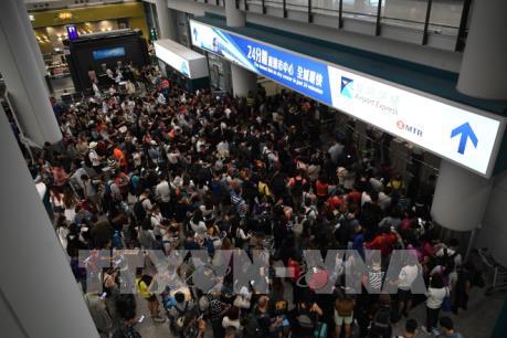 Cảnh sát bắt giữ gần 160 người biểu tình quá khích tại Hong Kong