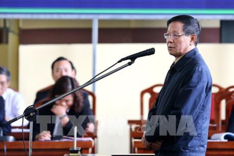 Phê chuẩn Quyết định khởi tố bị can Phan Văn Vĩnh về tội “Ra quyết định trái pháp luật”