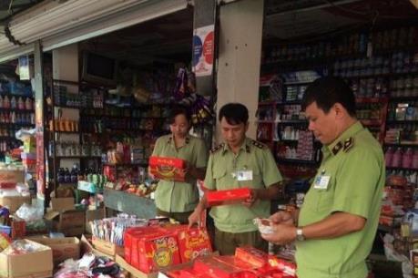 Quản lý thị trường dốc toàn lực kiểm soát thị trường Trung thu