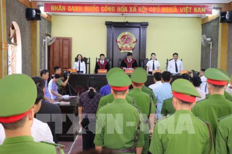 Hoãn phiên tòa xét xử Vụ án gian lận điểm thi tại Sơn La