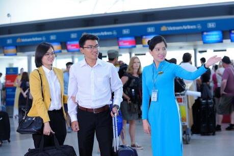 Vietnam Airlines hỗ trợ hành khách khi dừng phát thanh tại sân bay Tân Sơn Nhất