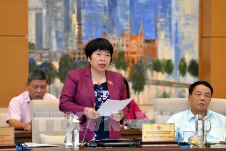 Họp UBTVQH: Nhiều ý kiến không đồng ý mở rộng khung thỏa thuận giờ làm thêm