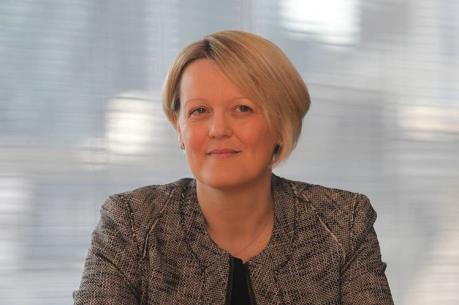 Lần đầu tiên có nữ CEO trong Top 4 ngân hàng hàng đầu của Anh