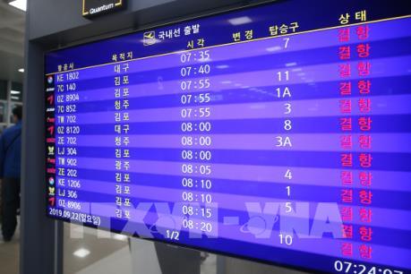 Vietnam Airlines tiếp tục điều chỉnh nhiều chuyến bay do ảnh hưởng của bão Tapah