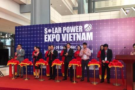 Khai mạc Triển lãm quốc tế Năng lượng mặt trời Việt Nam 2019