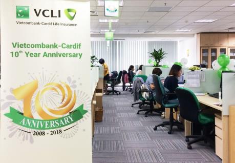 FWD sắp đạt được thỏa thuận mua Vietcombank-Cardif