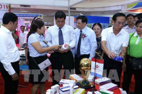 Khai mạc Hội chợ triển lãm nông nghiệp quốc tế lần thứ 19