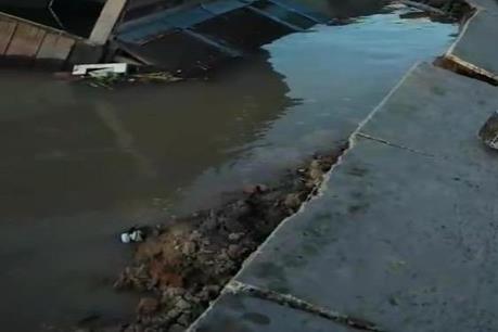 Sạt lở bờ sông Nha Mân