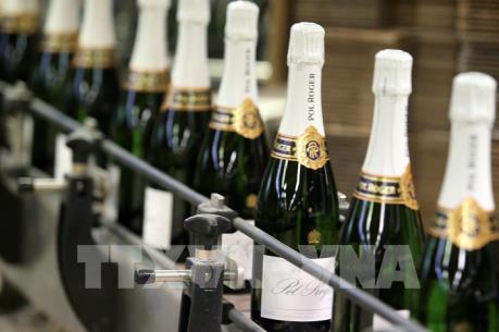 Thuế mới với EU sẽ khiến Mỹ mất nhiều việc làm