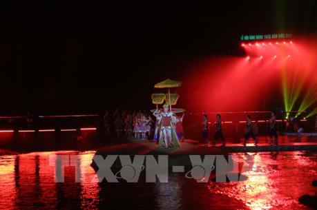 Khai mạc lễ hội du lịch thác Bản Giốc năm 2019