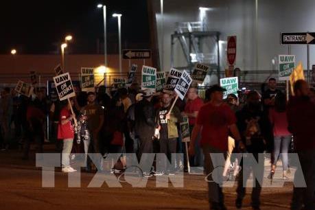 Giới chủ và công nhân GM chưa thể tìm ra tiếng nói chung về lương
